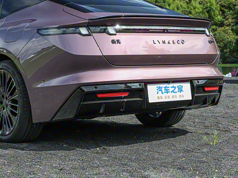 2025�� 240����Ultra