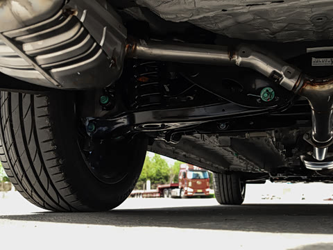 2027�� 2.0T ˫�������������