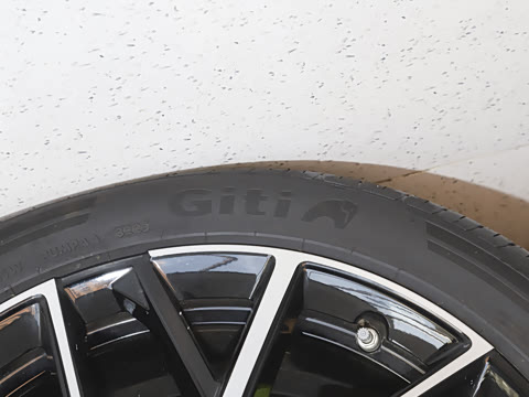 2025�� �Ŀ� 560MAX 185kW