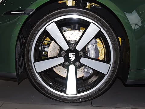 2026�� Carrera 3.0T