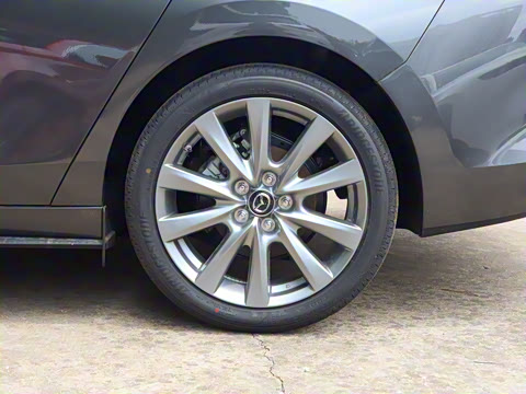 2025�� 2.0L �Զ����Ű�