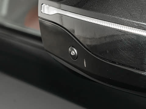 2026�� �Ŀ� 530Li ������ M�˶���װ