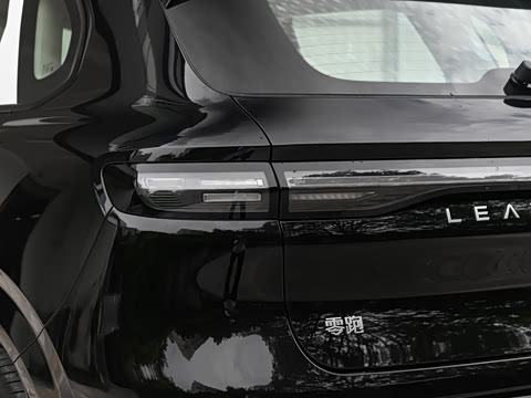 2027�� 610������