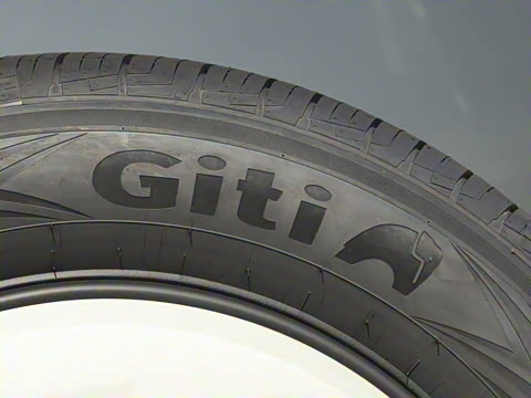 2025�� 210KM ����Ultra��