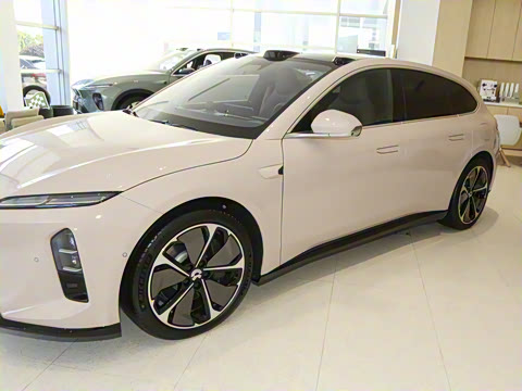 2025�� 100kWh Touring