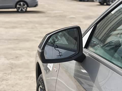 2026�� 45�����ذ� 40 TFSI ʱ�ж�����