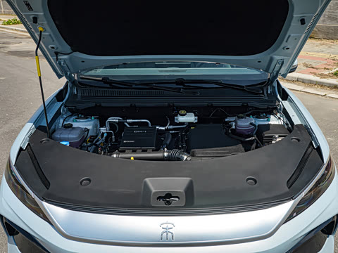 2026�� �ɳ۰� DM-i 220KM������