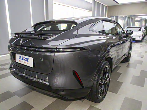 2025�� Max ���������