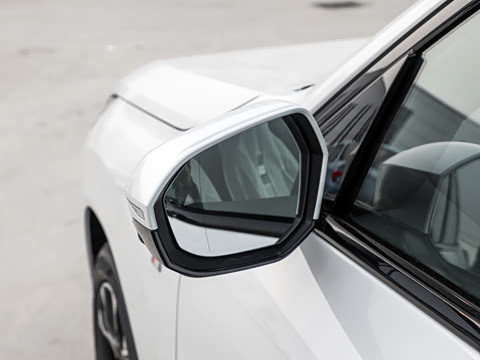 2026�� xDrive25L M�˶���ҹ��װ