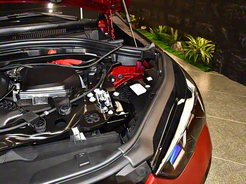 2025�� sDrive25i M�˶���װ