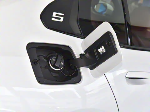 2026�� 525Li M�˶���װ