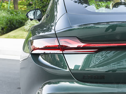 2026�� 2.0T Trophy+ �����Ǽݰ�