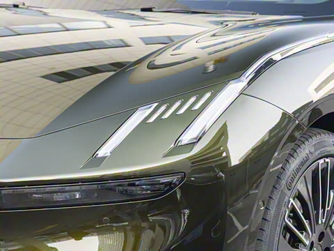 2025�� 240����Ultra�˶��� H7