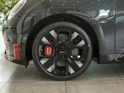 2026�� JOHN COOPER WORKS
