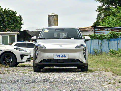 2025�� Plus 610 ������