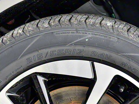 2025�� Plus 610 ������