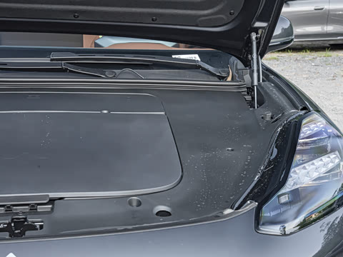 2025�� 670 Pro��