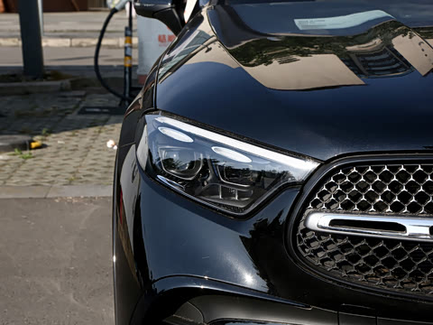 2026�� �Ŀ� GLC 300 L 4MATIC ������