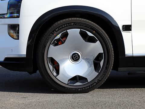 2025�� Hyper�� 70kWh