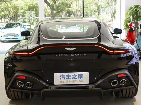 2024�� 4.0T V8 Coupe