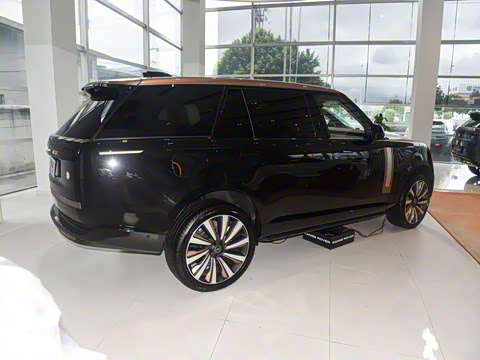 2024�� 3.0 L6 400PS SV���ٴ����ӳ��� 4��