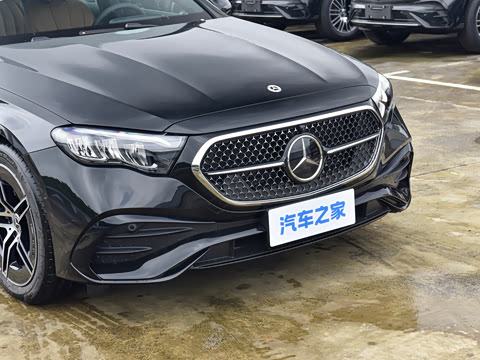 2026�� �Ŀ� E 260 �˶���