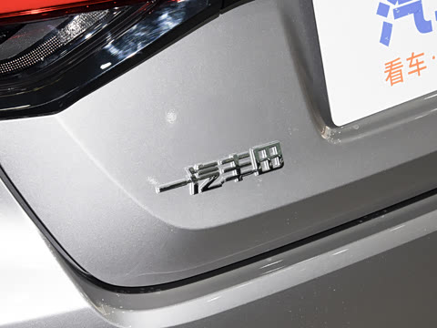 2026�� 1.8L ˫�� �ȷ��