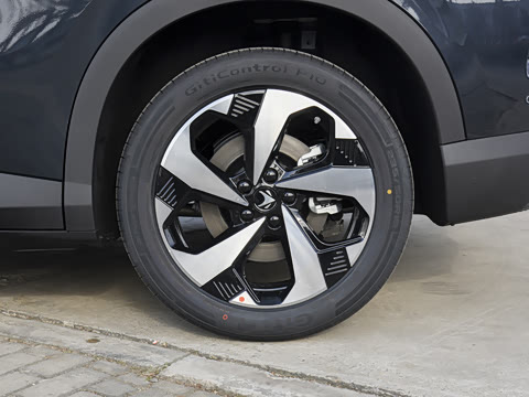 2026�� ���� 1215 Ԫ�����а�