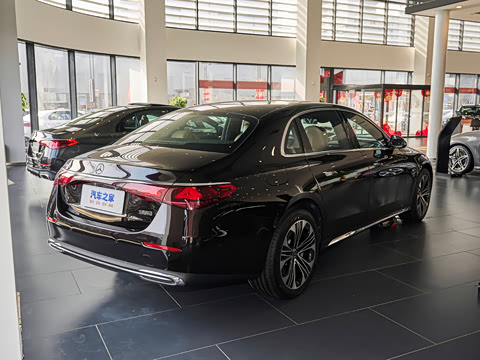 2026�� E 300 L ������