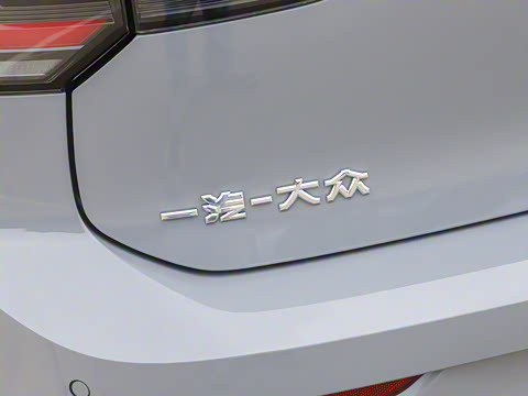 2026�� 300TSI R-Line