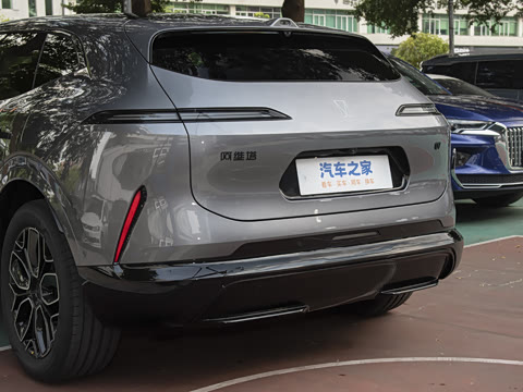 2026�� Ultra ���������