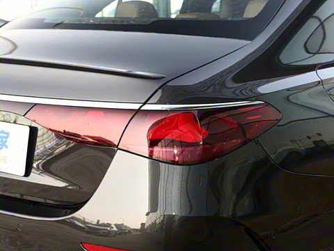 2026�� E 260 �˶���