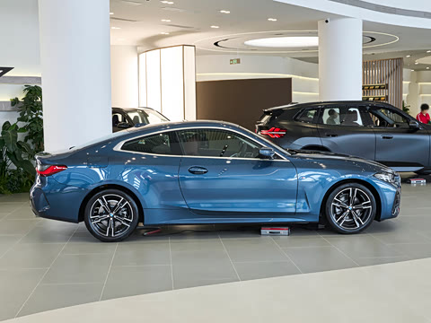 2026�� 425i M�˶���װ