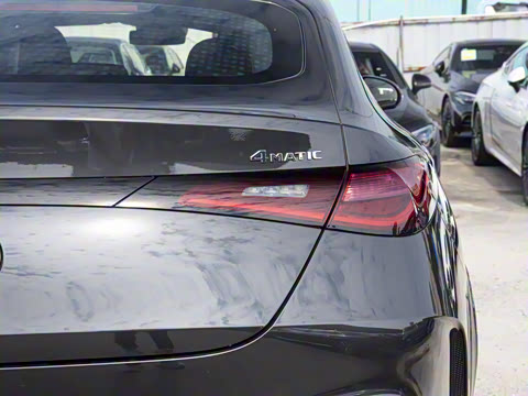 2026�� GLC 300 4MATIC ����SUV