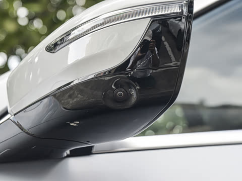 2026�� 2.0TD �Զ���Ӣ 7��