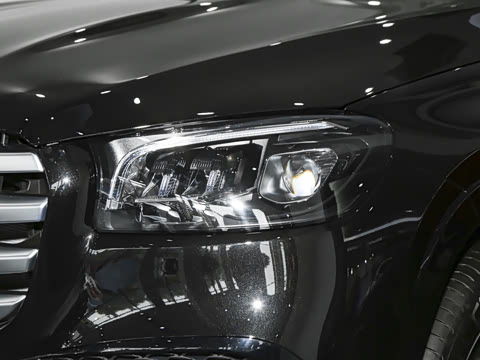 2026�� GLS 450 4MATIC �����