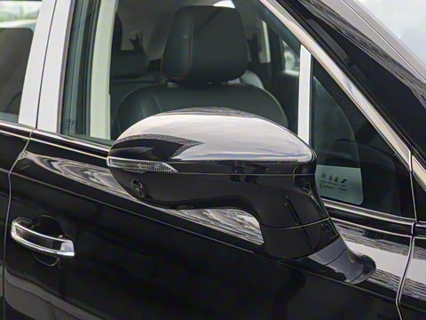 2025�� 2.0T PHEV ����200��������� 7��