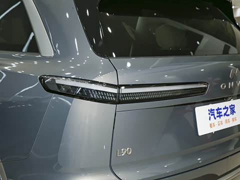 2025�� Max ������