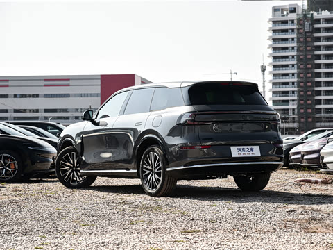 2025�� 215����������