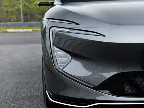 2026�� Ultra ���̰�