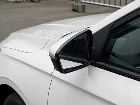 2027�� ���� 1.5L CVT������