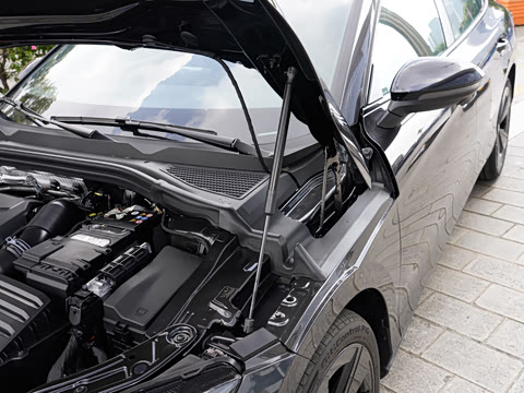 2026�� ���L GTS 380TSI ����