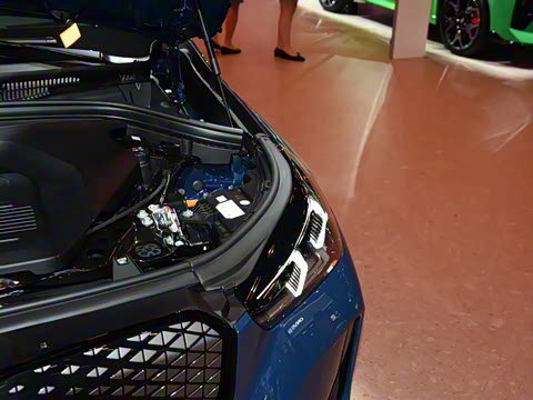 2025�� xDrive30L M�˶���ҹ��װ