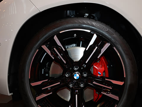 2025�� M50 xDrive