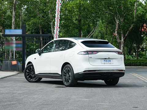 2025�� 670 Max��