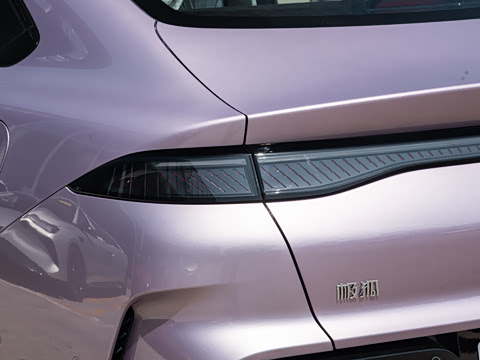 2026�� 535 MAX�����
