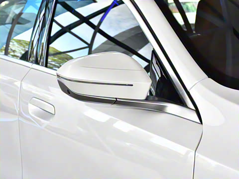 2026�� xDrive 50L M�˶���װ