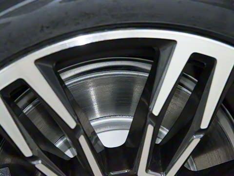 2025�� 525Li M�˶���װ