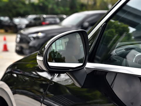 2026�� �Ŀ� GLC 260 L 4MATIC �����