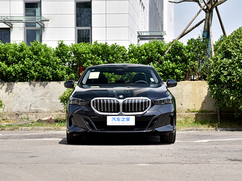 2026�� 525i M�˶���װ